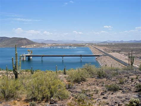 Waddell Dam: Lake Pleasant, Arizona