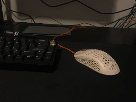 Despite all the hate finalmouse gets, the Ultralight 2 definitely did not disappoint my smol ...