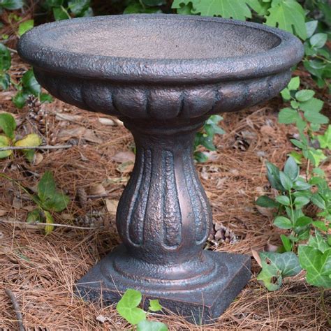 Hickory Manor House Outdoor Fluted Bird Bath Bowl & Stand & Reviews ...