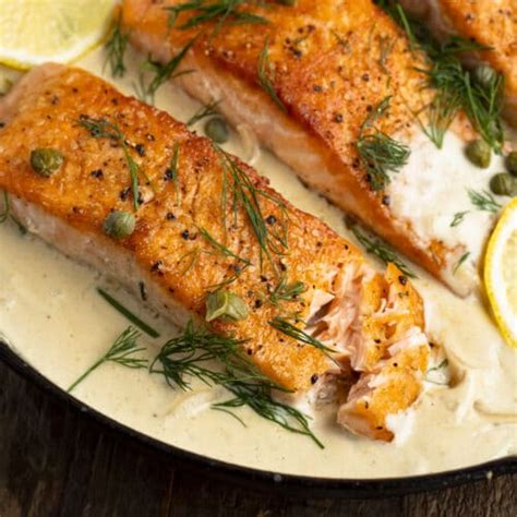 Pan Seared Salmon with Creamy Lemon Dill Sauce