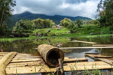 Trekking in the Northern Toraja Land - Travel Badger