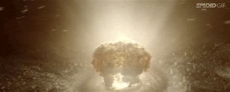 10 Of The Craziest Nuclear Bomb Explosions In Movie History | Gizmodo Australia