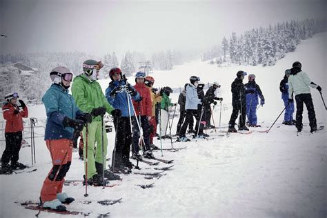 A Ski Season In Canada: How to get the basics right | WSC