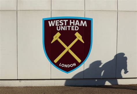 West Ham transfer news as player to remain at club until decision made