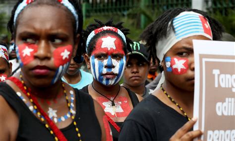 West Papua students ‘shot by militias’ as video of soldiers firing on crowds emerges ...