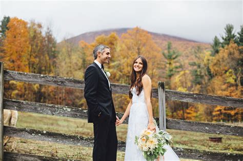 Fall Vermont Barn Wedding: Jackie + Jake - Green Wedding Shoes