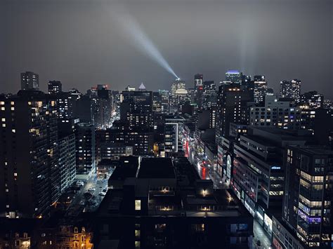 A downtown night view : r/montreal