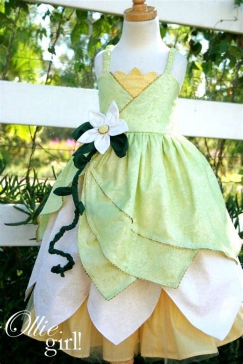 24 best Cosplay: Disney - Tiana images on Pinterest | Bodice pattern ...