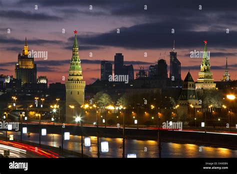 Moscow, Russia, night view on Kremlin Stock Photo - Alamy