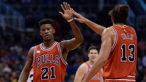 Jimmy Butler steps up to lead Bulls past Suns without Derrick Rose