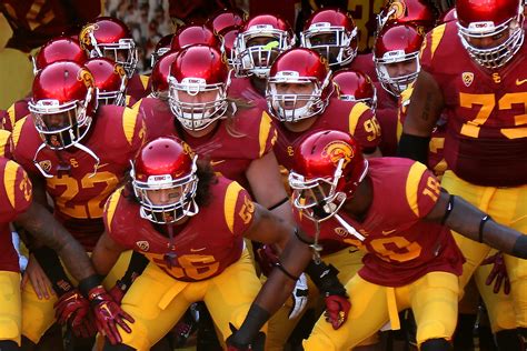 Football on a weekday: USC faces Cal on Thursday at the Coliseum - USC News