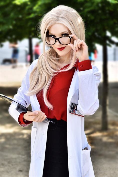 [self] The doctor will see you now... A look back at my Dr. Harleen ...