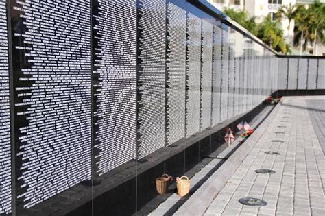 Naples and Hartford in Season: Vietnam Memorial Wall