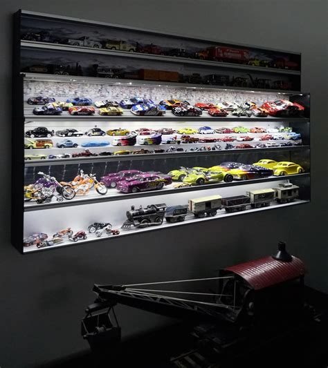 Custom Display Case Lighting - Showcase Express