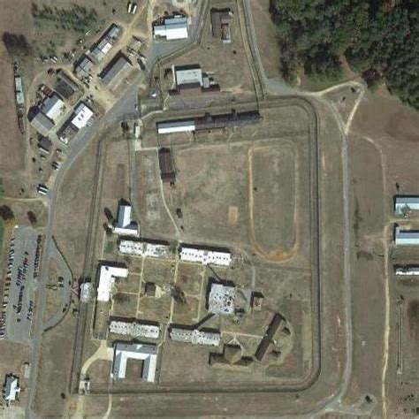 Apalachee Correctional Institution in Sneads, FL (Google Maps)