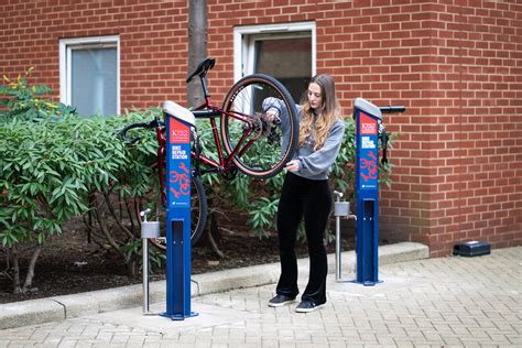 Deluxe Bike Repair Station | Cyclehoop