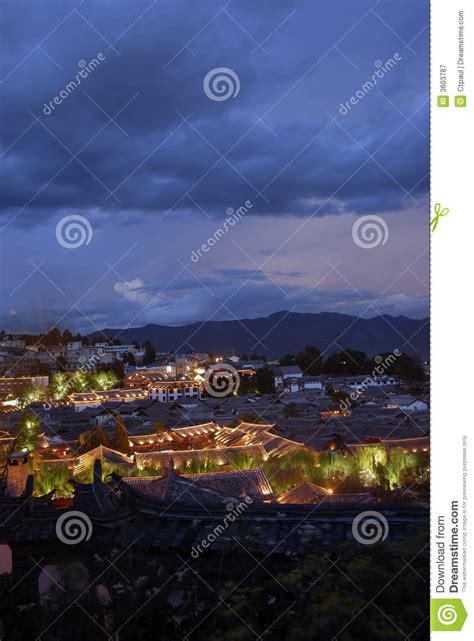 Night scene of Lijiang stock image. Image of blue, china - 3603787