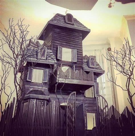 How to Make a Haunted Dollhouse - FeltMagnet