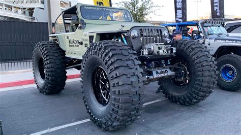 Custom Jeep Wrangler Off Road