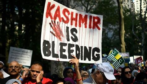 Protesters descend on Indian High Commission in London on Youm-e ...