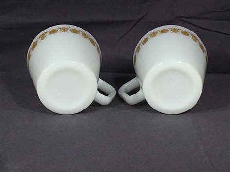 Vintage Butterfly Gold Mugs (2), Pyrex D Handle 1410 Coffee Cups, White ...