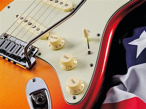 American Deluxe Stratocaster Review