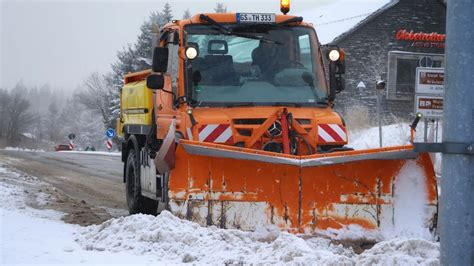 Here's How to Track Snowplows Across SW Michigan in Real-Time