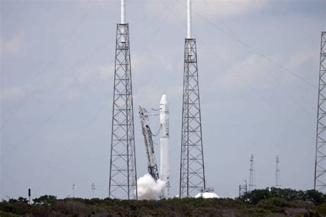 SpaceX Falcon 9 Explosion Aftermath Brings Legal Battles - Universe Today