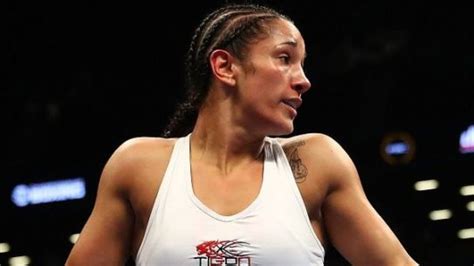 Top 10 Best Female Boxers Of All Time - Newshub360.net