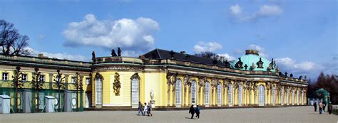 File:Potsdam - Schloss Sanssouci.jpg - Wikipedia