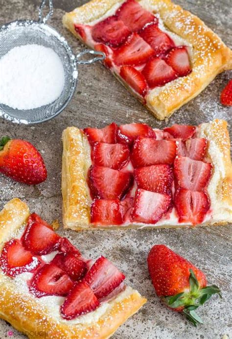 Strawberries and Cream Puff Pastry {Delicious, Quick and Fun Breakfast}