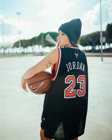 Jordan 23, Street Styles, Sports Jersey, Tops, Fashion, Moda, Fashion Styles, Street Style ...