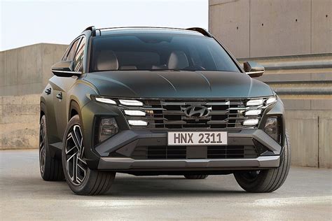 Facelifted 2024 Hyundai Tucson revealed with hybrid power - carsales.com.au