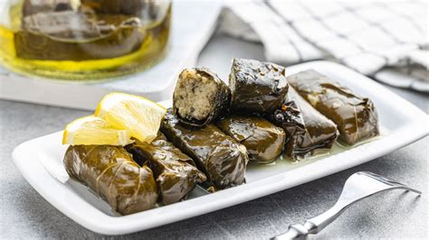 How To Eat Canned Dolmas - Recipes.net