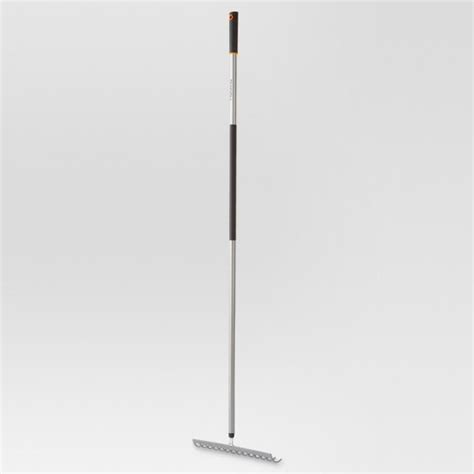 Fiskars Ergo Aluminum Garden Rake (60"): Steel Tines, Soil Leveling, Lawn De-thatching ...