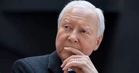 Orrin Hatch Net worth, Age: Bio-Wiki, Weight, Kids, Wife 2024| The ...