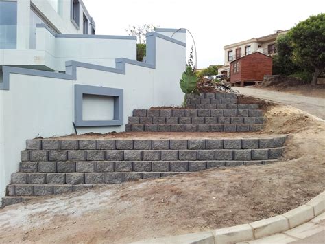 DVC Civil Construction: Decorative Terraced Retaining Wall