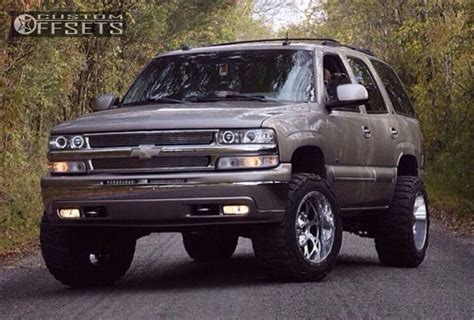 2003 Chevrolet Tahoe with 20x12 -44 Fuel Krank and 33/12.5R20 Nitto Mud ...