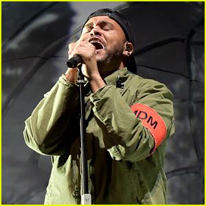 The Weeknd Gets Emotional During Coachella 2018 Set | 2018 Coachella ...