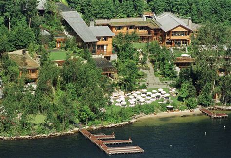 Inside the secretive waterfront town that's home to Bill Gates' $125 million 'Xanadu 2.0' and ...