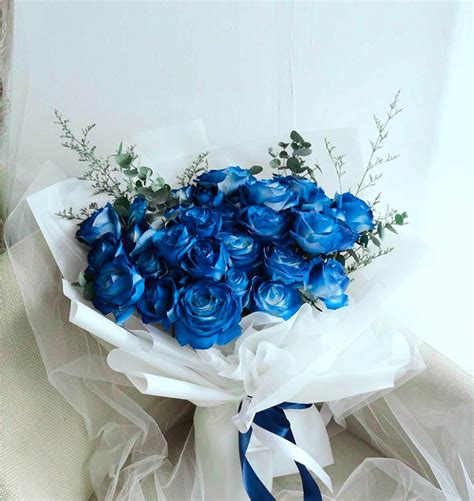 The Fascinating Symbolism of the Blue Rose: A Rare Beauty with a Deep Meaning - Rose Meaning