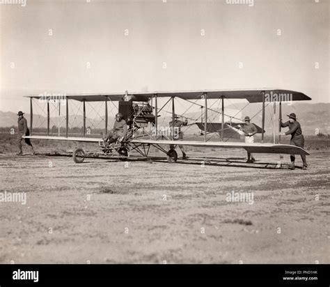 Vintage curtiss airplanes hi-res stock photography and images - Alamy