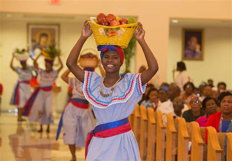 ADOM :: Haitians show their pride, pray for their country