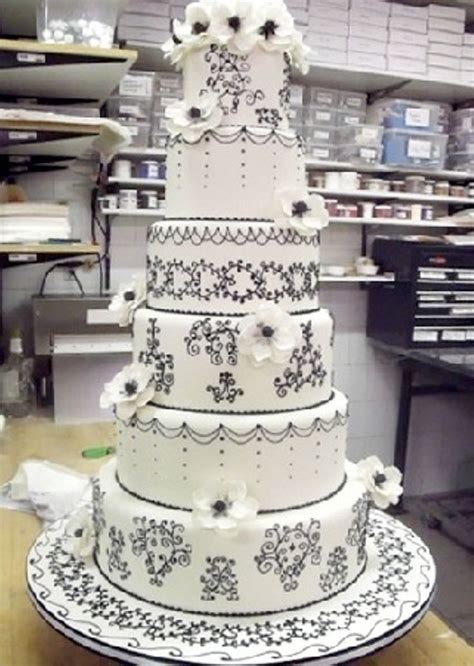 26 best cake boss cakes images on Pinterest | Cake boss cakes, Amazing ...