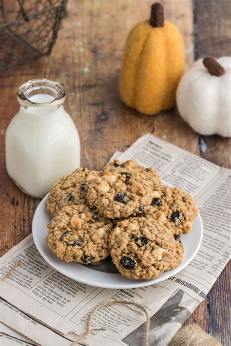 Oatmeal Raisin Cookies - My Incredible Recipes