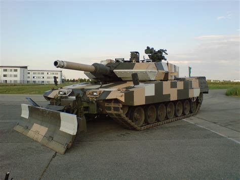 File:Leo2 PSO front.jpg - Wikipedia, the free encyclopedia