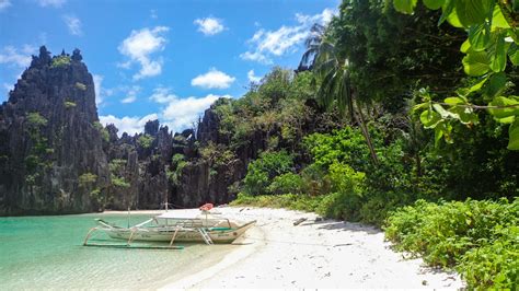 Travel guide: Touring El Nido's enchanting lagoons and beaches