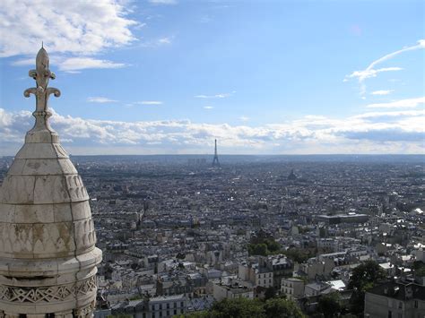 File:Montmartre Paris Aug 2006 020.jpg