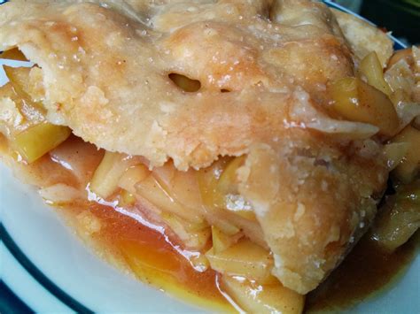 WholeFoodVegan: Gala Apple Pie