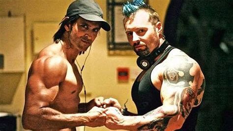 7 Meals A Day, Bedtime At 9 PM: Hrithik Roshan's Trainer Reveals His Fitness Secrets | OnlyMyHealth